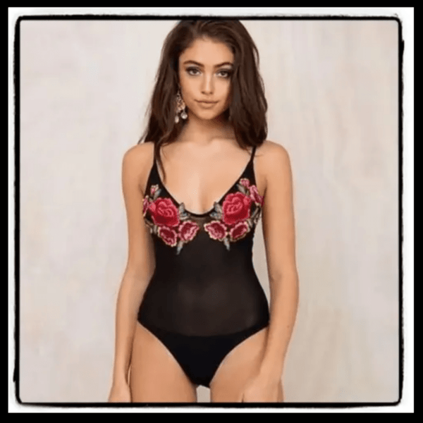 Body Blanco Con Flores